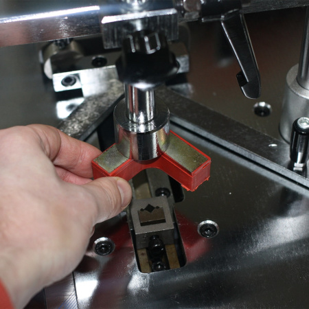 Станок для скрепления багета4-min